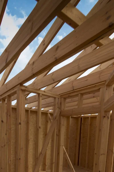 Bouwen van een huis in skelet technologie — Stockfoto