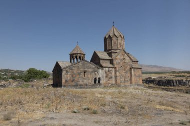 Hovhannavank, Oha Köyü bulunan bir ortaçağ manastır