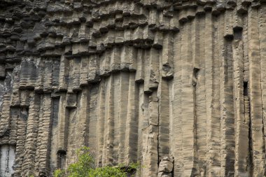 Kaya oluşumu bazalt sütunları Senfoni Garni yakınındaki taş,