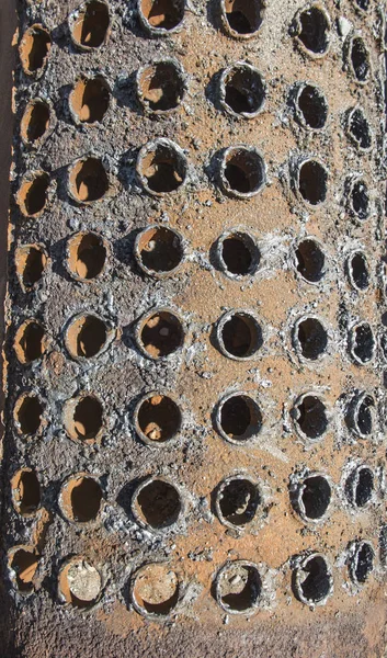 Frammento di serbatoio in acciaio, collettore dopo la cottura dei tubi in entrata — Foto Stock