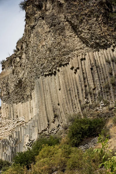 Colunas de basalto de formação de rocha Sinfonia das Pedras perto de Garni — Fotografia de Stock
