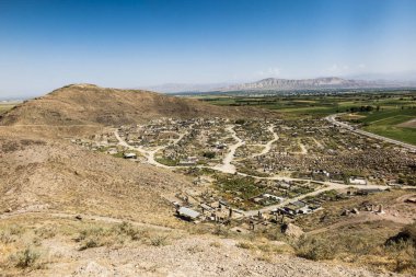 Hillside sonraki manastıra Khor Virap göster