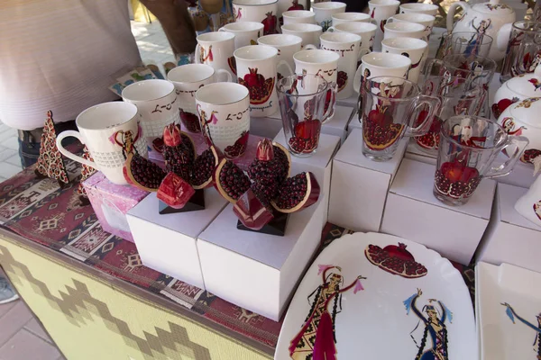 Armenian symbolic gifts awaiting the buyer at the market stall i — Stock Photo, Image