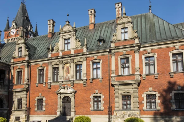 Palacio en Plawniowice - antiguo punto de referencia en Polonia . —  Fotos de Stock