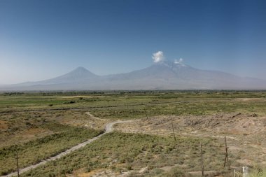 Bir görünümü için Armeni Khor Virap manastırda yukarıda Tepesi'nden