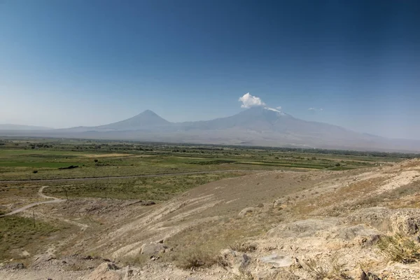 Bir görünümü için Armeni Khor Virap manastırda yukarıda Tepesi'nden