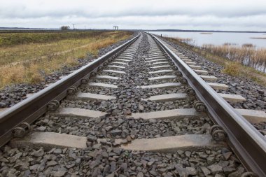 bir tek demiryolu parça