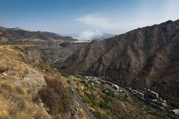 Panorama de montaña de la zona de Alaverdi en Armenia — Foto de Stock