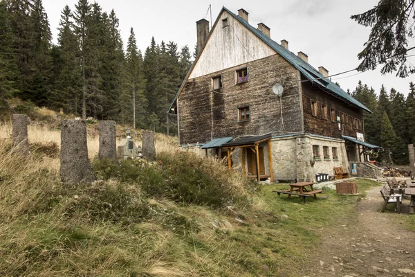 Mountain Tourist Hostel on Hala Lipowska in the Beschid Zywiecki — стокове фото