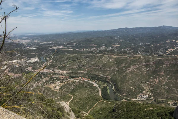 Pohled na okolní prostředí v klášteře Montserrat ve Španělsku, — Stock fotografie