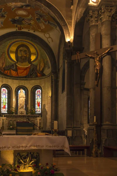 La Salette, Francia, 26 de junio de 2019: Santuario de la Madre de Go — Foto de Stock