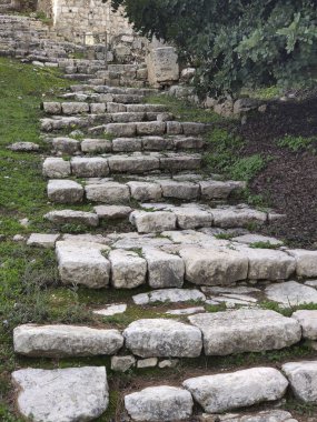 Kudüs, İsrail, Gallicantu 'daki Aziz Peter Kilisesi yakınlarındaki antik merdivenler birçok Hıristiyan İsa' nın tutuklandığı gece Gethsemane 'ye giden bu yolu izlediğine inanıyor.