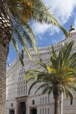 İsrail 'deki Nasıra' da Bakire Meryem 'e Duyuru Bazilikası' nın ana batı cephesi