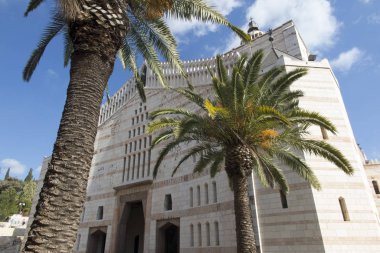 İsrail 'deki Nasıra' da Bakire Meryem 'e Duyuru Bazilikası' nın ana batı cephesi