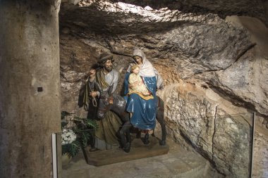 Beytüllahim, Filistin Yönetimi, 28 Ocak 2020: Filistin 'deki Beytüllahim' deki Milk Grotto Kilisesi 'nin iç kısmı. Meryemoğlu İsa eşeğin üstünde ve Aziz Yusuf