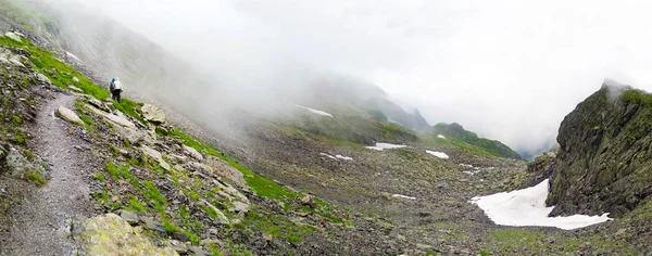 Fagaras dağın üzerinde yaz panoramik — Stok fotoğraf