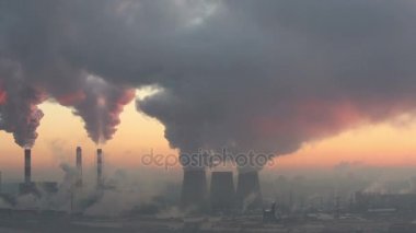 Şafakta fabrika kirletici