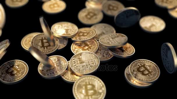 Högen av Bitcoins på svart bakgrund — Stockvideo