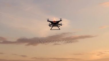 Polis sinekler hızlandırılmış gökyüzü arka plan karşı robot. 3D animasyon, 4k