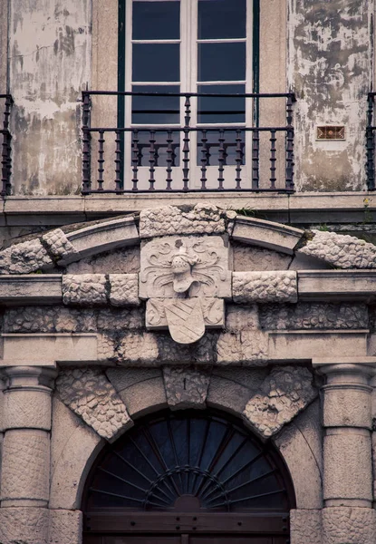 Reliéf nad obloukem Lisabon — Stock fotografie