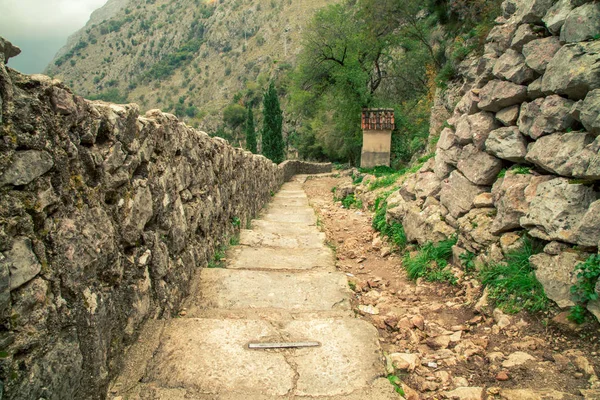 Stone walkway Kotor — Stock Photo, Image