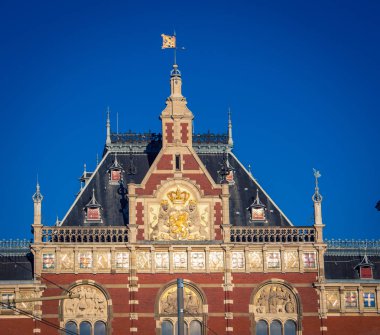 Amsterdam Centraal tren istasyonu