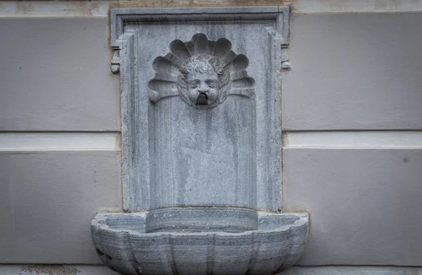 Kleiner Brunnen Österreich — Stockfoto