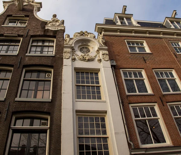 Smala bygga Amsterdam — Stockfoto