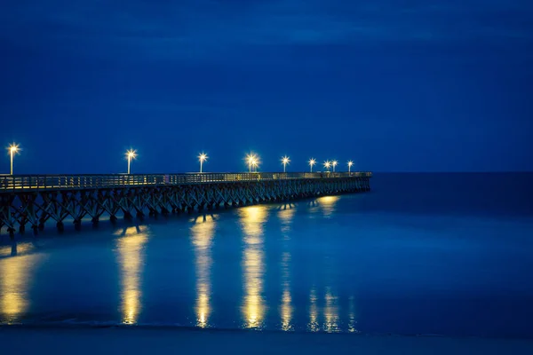 Lights on a boardwalk — Stock Photo, Image