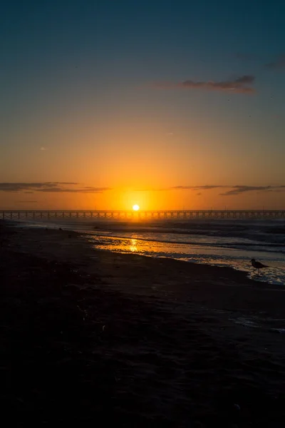 Wschód słońca pier myrtle beach — Zdjęcie stockowe