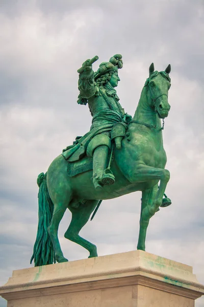 말과 라이더 동상 파리 — 스톡 사진