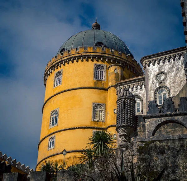 Yellow dome Sintra Portugal — Stok fotoğraf