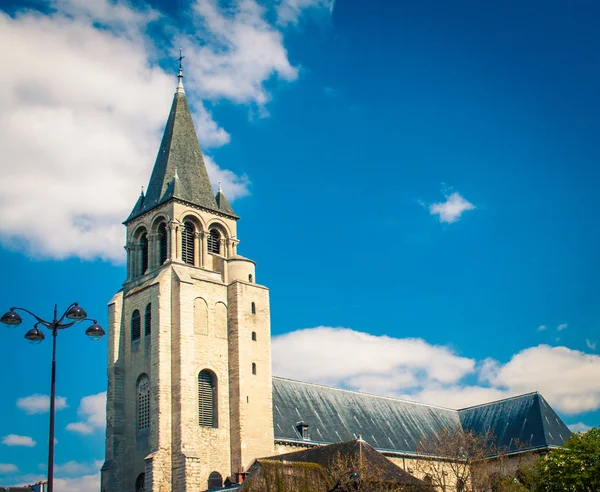 Church tower paris — Stock Photo, Image