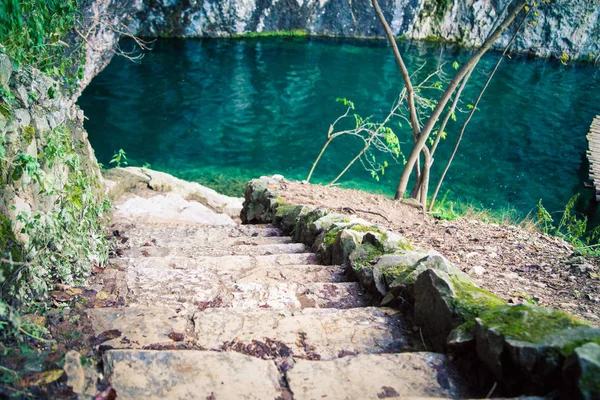 Passarela de pedra Lagos de Plitvice — Fotografia de Stock