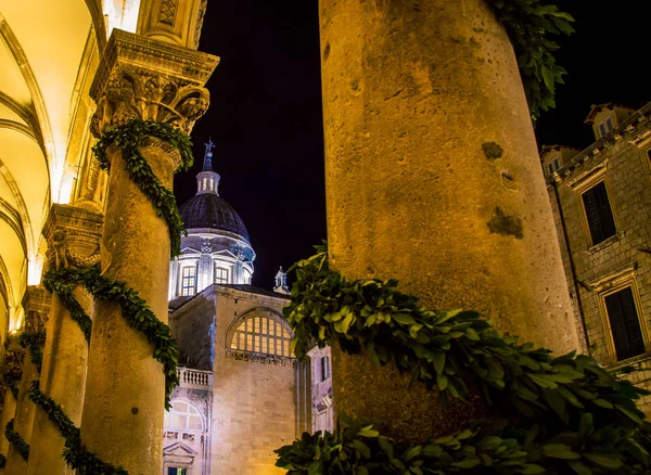 Säule Und Kuppel Der Kirche Dubrovnik — Stockfoto