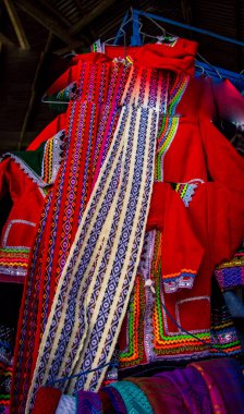 cusco bir pazarda, el işi atkı