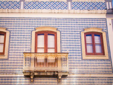 kapı ve balkon Portekiz