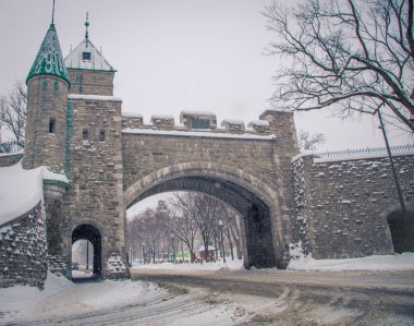 eski quebec city giriş