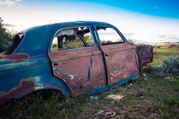 Old Wrecked Abandon Blue Car — Stock Photo, Image