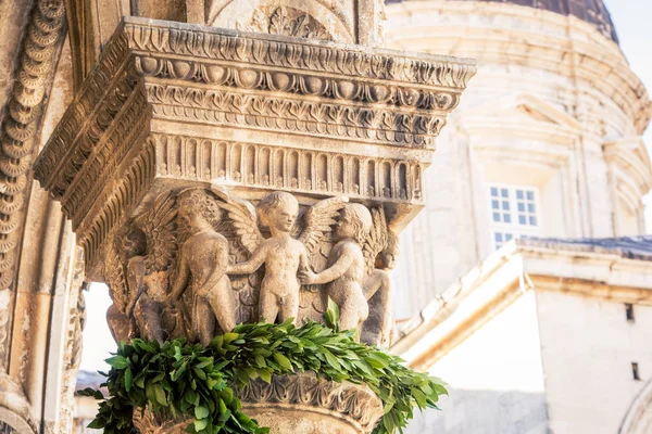 Columnas Adornadas Dubrovnik —  Fotos de Stock
