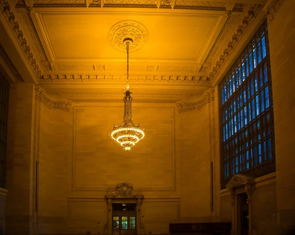 Kronleuchter Grand Central Station — Stockfoto