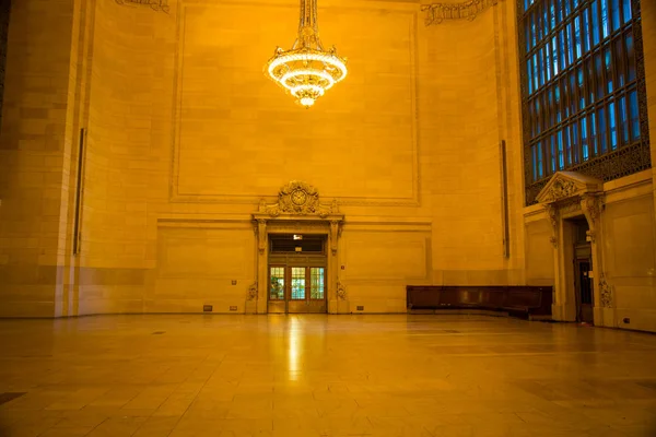 Lampadario Grande Stazione Centrale — Foto Stock