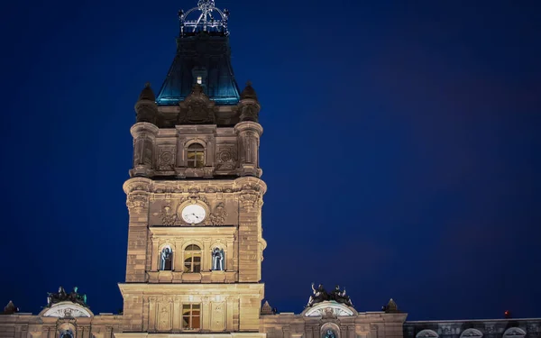 Geceleri Quebec Parlamentosu — Stok fotoğraf