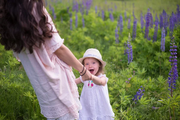 Momentos felizes de paternidade — Fotografia de Stock