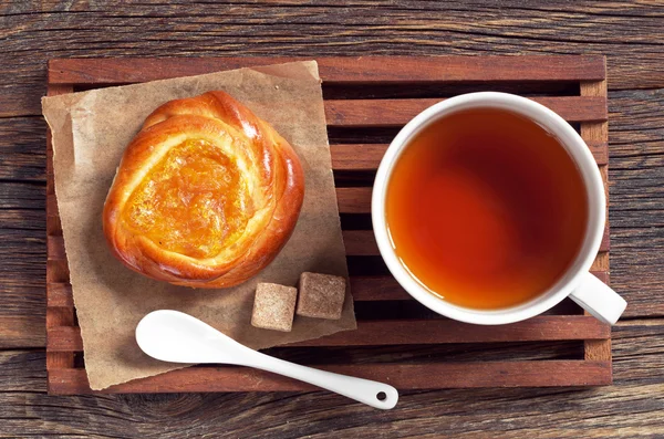 Çay ve çörek — Stok fotoğraf