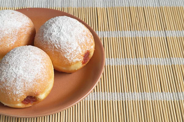 Donuts met jam — Stockfoto