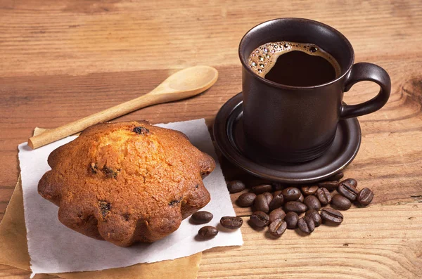 Coffee and cupcake — Stock Photo, Image