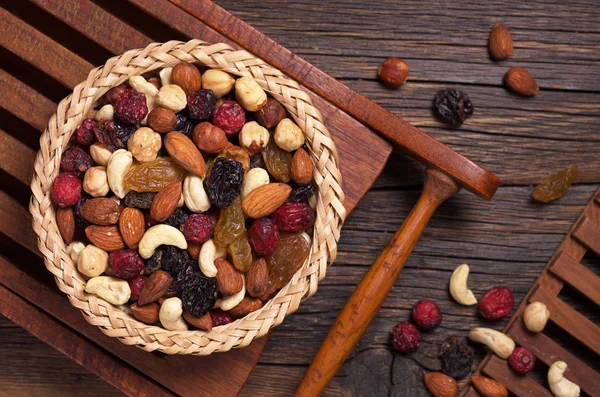 Nuts and dried fruit — Stock Photo, Image