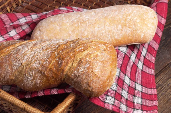 Pan de ciabatta marrón y blanco —  Fotos de Stock
