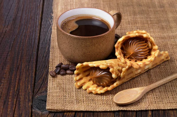 Coffee and waffle cones — Stock Photo, Image